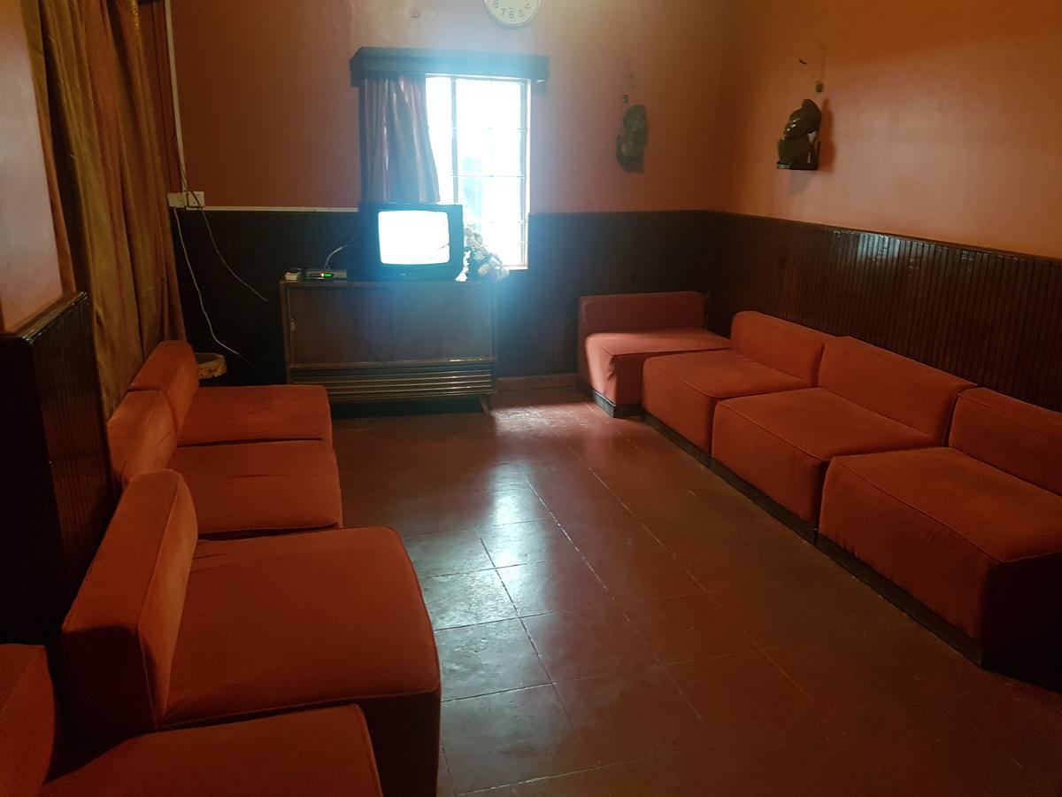 ניירובי Kenya Continental Hotel מראה חיצוני תמונה