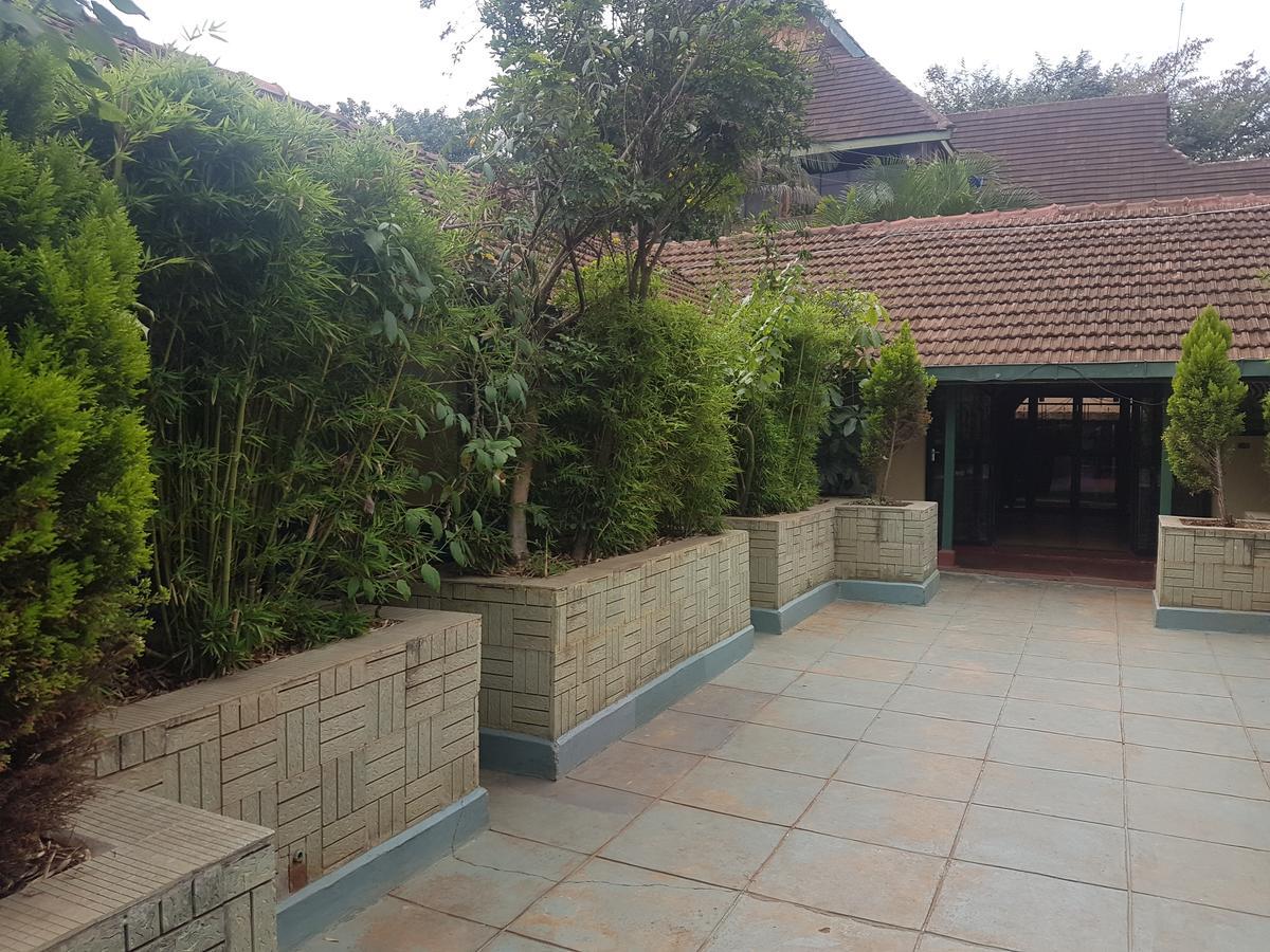 ניירובי Kenya Continental Hotel מראה חיצוני תמונה